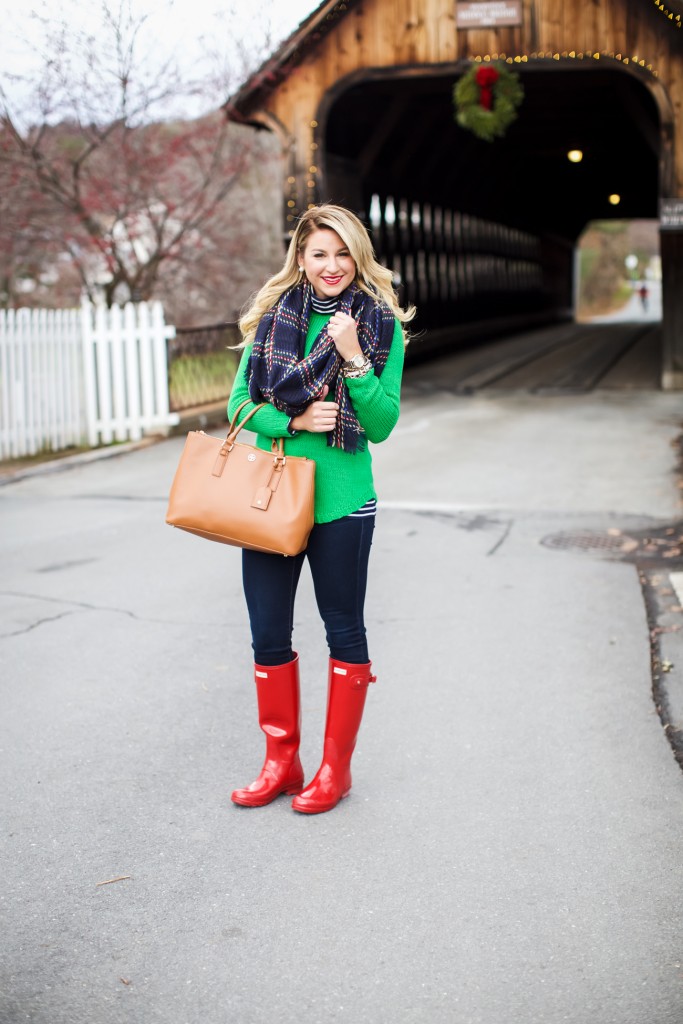 Topshop Plaid Scarf with a Vermont Covered Bridge What to wear in Winter in New England Red Hunter Boots_-5