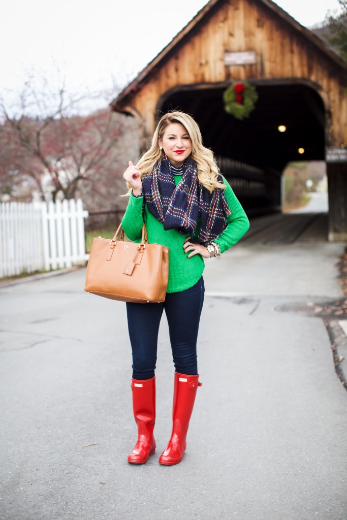 Topshop Plaid Scarf with a Vermont Covered Bridge What to wear in Winter in New England Red Hunter Boots_-7
