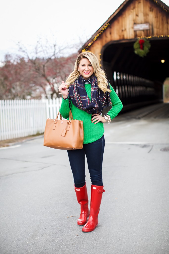 Topshop Plaid Scarf with a Vermont Covered Bridge What to wear in Winter in New England Red Hunter Boots_-8