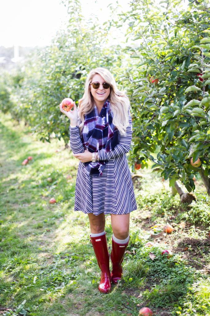 what to wear apple picking