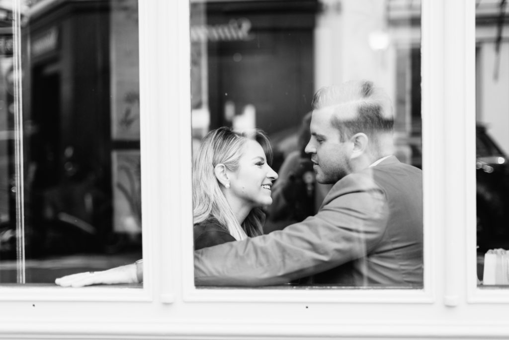 4 Encouraging Tips to Stay in Touch in the New Year