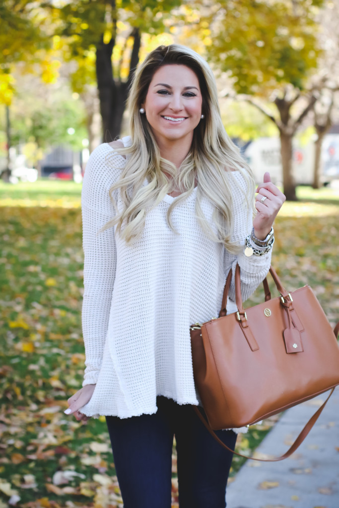 Free People Swing Sweater with Nordstrom Jeans Tory Burch Robinson Handbag  and Dolce Vita Booties-9 - SHOP DANDY | A florida based style and beauty  blog by Danielle