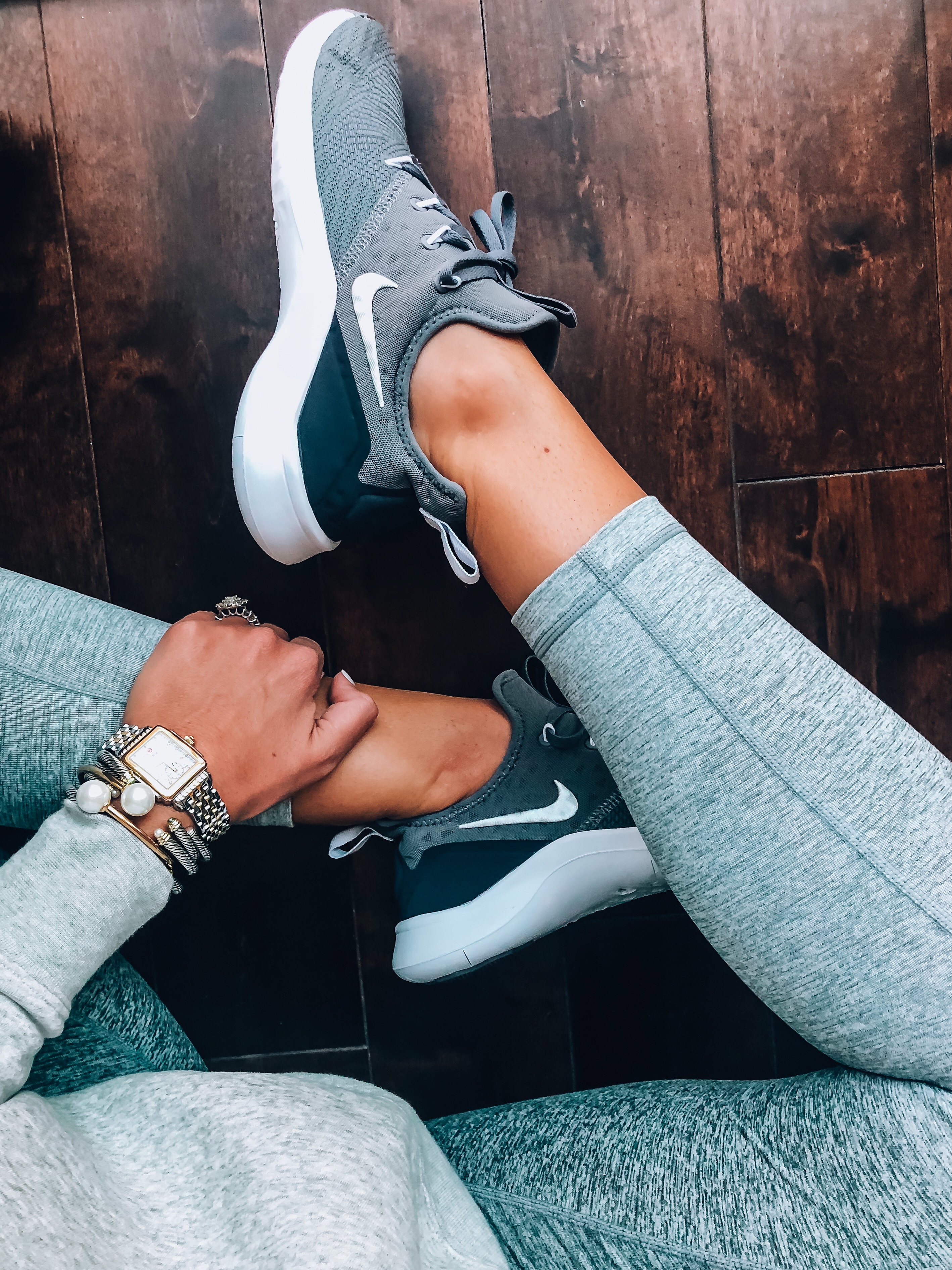 Nikes & Ombre Leggings SHOP DANDY | A based style and beauty blog by Danielle